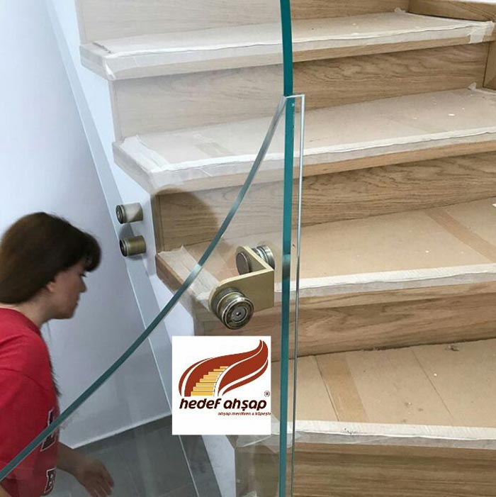 Cam Üzeri Ahşap Küpeşte