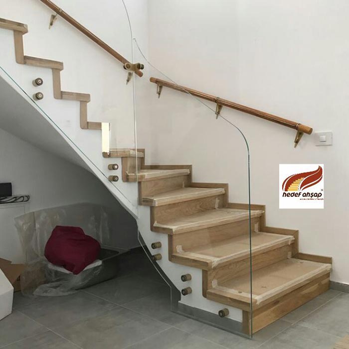 Cam Üzeri Ahşap Küpeşte